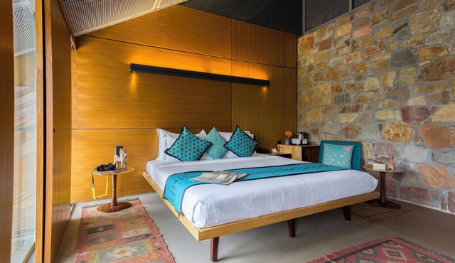 Mana Hotel
