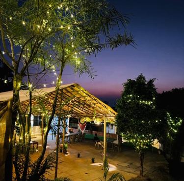 Mango hill resort