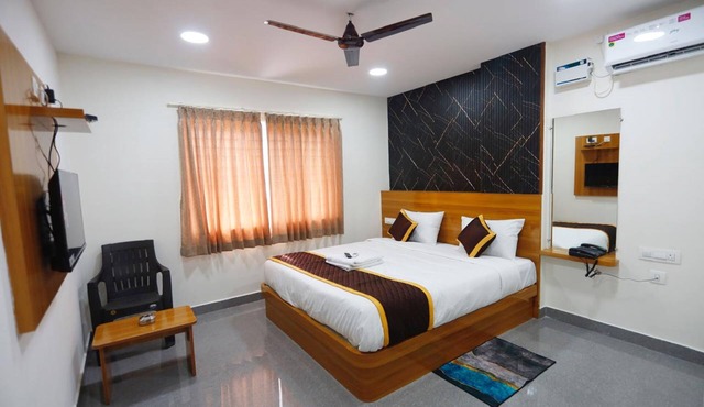MANTRA LODGE