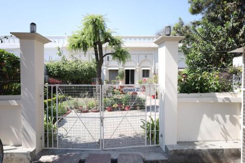 Maqbara 27