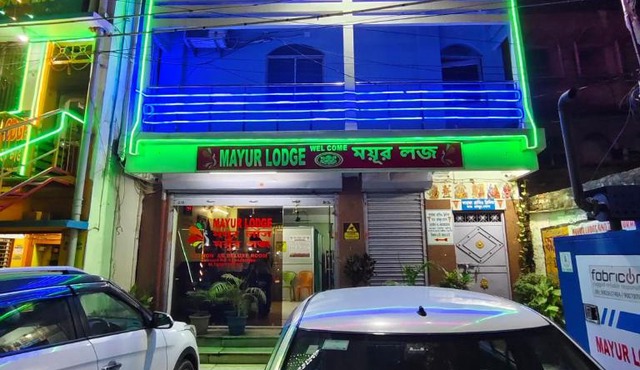 Mayur Lodge And Restaurant
