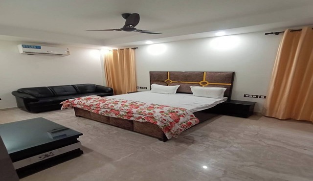Mintstar Apartment And Suites, East Of Kailash
