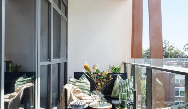 Modern Elegance Caulfield North in Melbourne