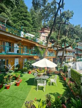 Mongas Hotel & Resort