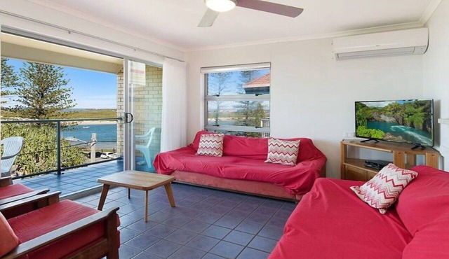 Moondara Unit 5, Bulcock Beach QLD in CALOUNDRA