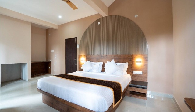 MSB Silver Spring Resort in Yelagiri