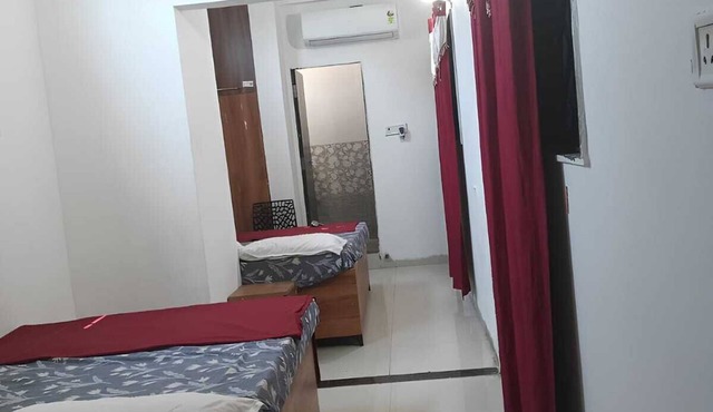 Naik Homestay