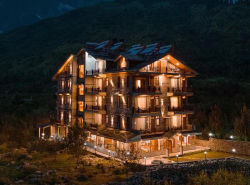 Nazaara - A Luxe Retreat in Manāli
