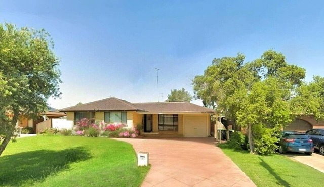 Nepean 4BR Retreat Near Blue mountain