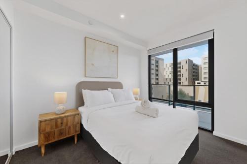 Newly Built 3 Bed Apartment with Onsite Parking in Perth