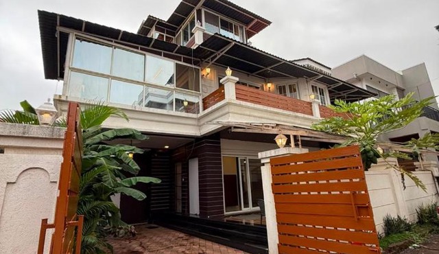 Nihu villa 4 bhk