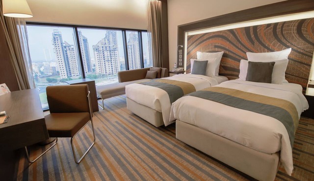 Novotel Kolkata Hotel & Residences Hotel