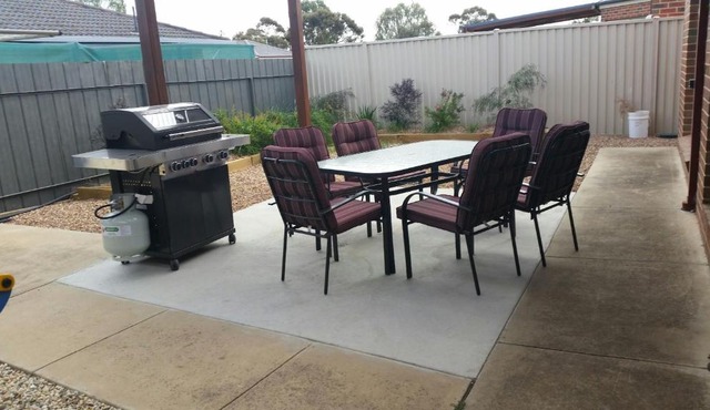 Numurkah Self Contained Apartments - The Mieklejohn in Numurkah