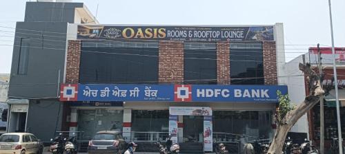 Oasis hotels in Hoshiārpur