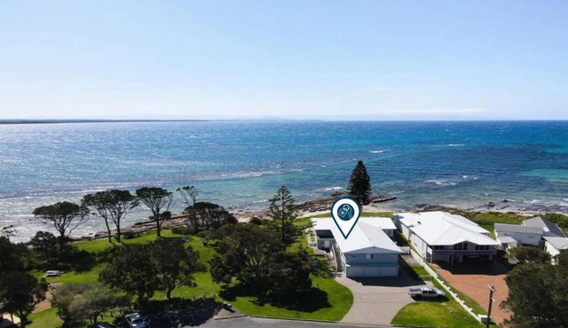 Ocean Blue Apartment Four in Currarong