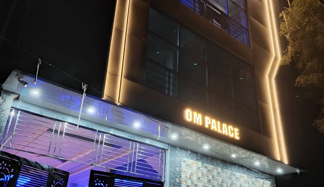 Om palace