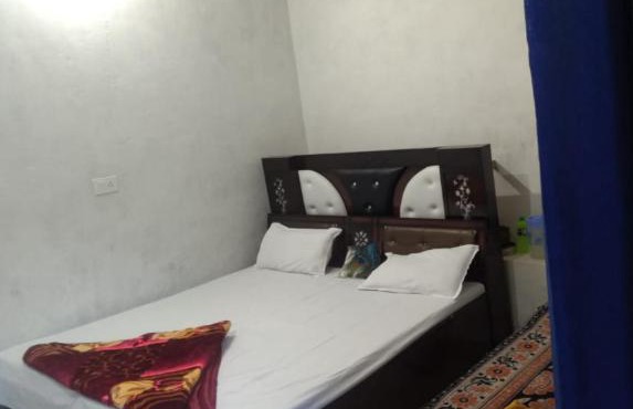 Om Som Home Stay By WB Inn in Chūharpur