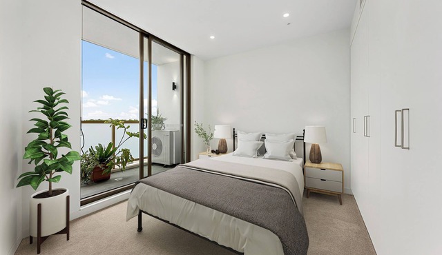 Oversized Unit - Prime Location in Ryde