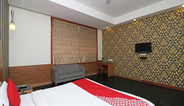 OYO 421 One Hotel