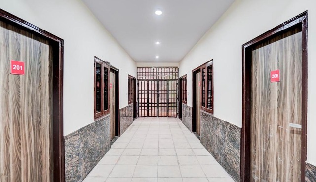 OYO Townhouse Anmol Residency