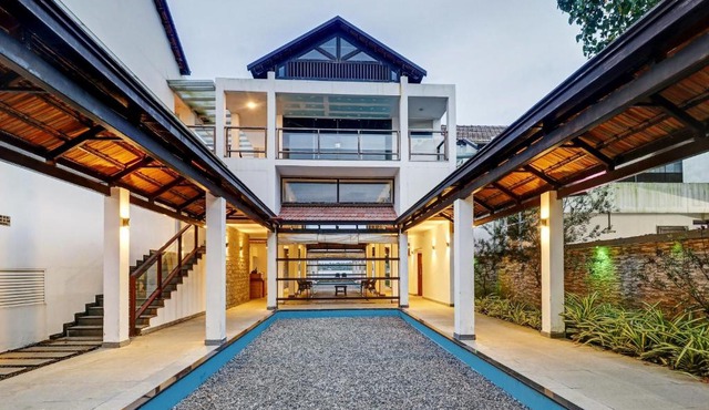 Palette Sealine Beach Resort, Cherai Kochi by CheckIn