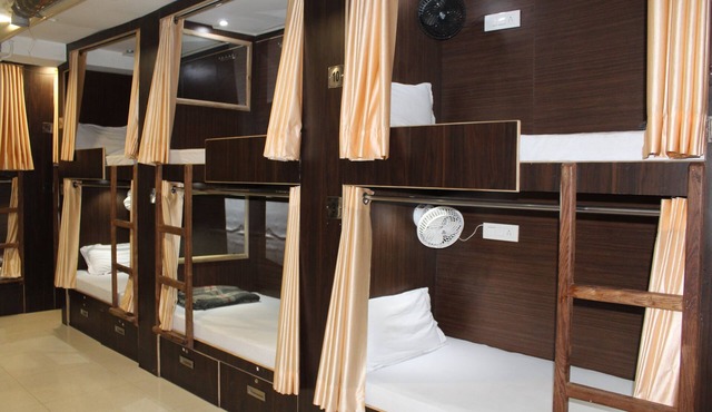 Paradise AC Dormitory in Bareilly