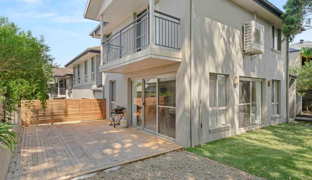 Pet Friendly 3BR Beachside Escape – 200m to Surf Beach in Kiama