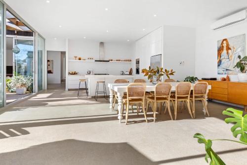 Poolside Paradise Mount Eliza in Mount Eliza