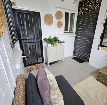 Prime location: Just steps away from Oxford Street in Brisbane