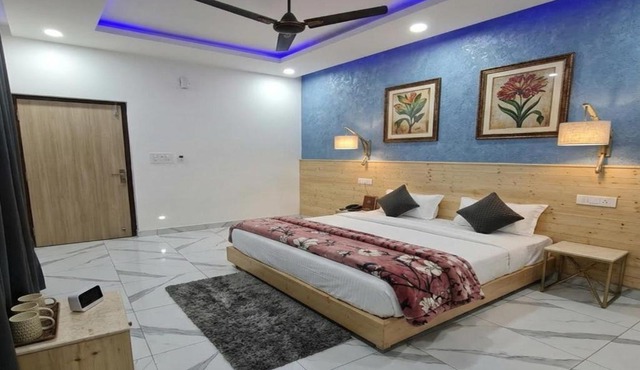 Qcent Bairagarh Resort Rishikesh
