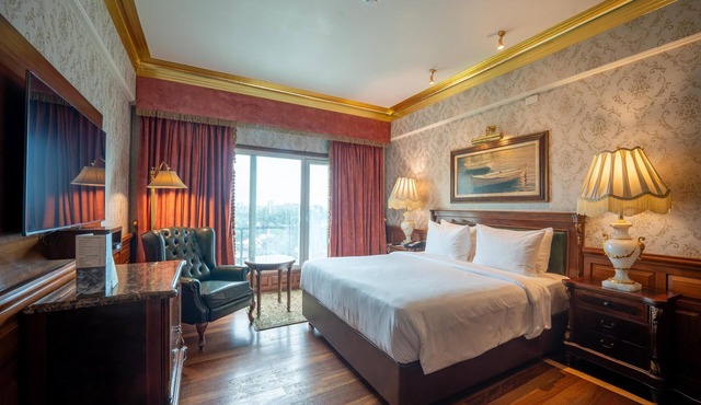 Radisson Hotel Jalandhar Grand Windsor Resorts Ltd in Jalandhar