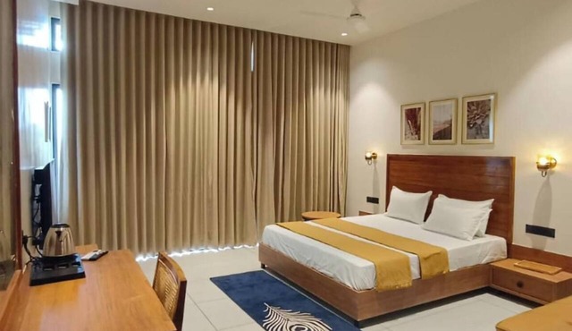 Rain Forest Gir Resort