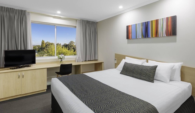 Ramada Encore by Wyndham Belconnen Canberra in Belconnen