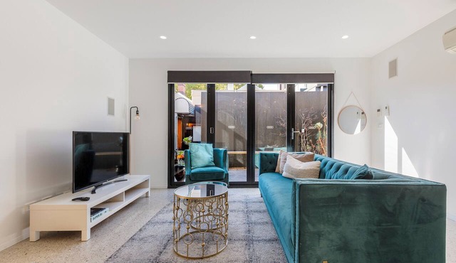 Rathdowne Hideaway Peaceful Inner North Living in Melbourne