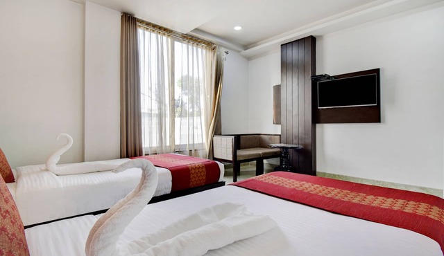 Raya Inn