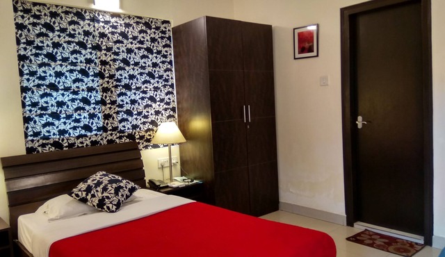 Red Arrow Residency in Kolkata