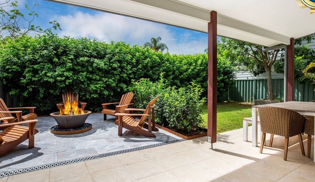 Rest - Pet Friendly with Outdoor Bath - 3 Mins Walk to Beach in Umina Beach