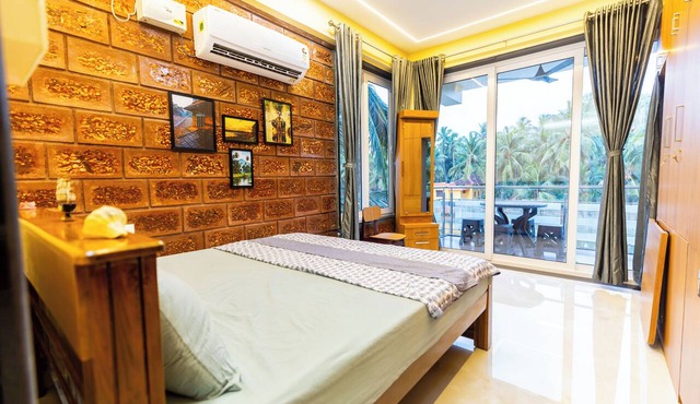 Riverside Retreat Homestay - 1BR AC studio with Riverside View in Padutonse