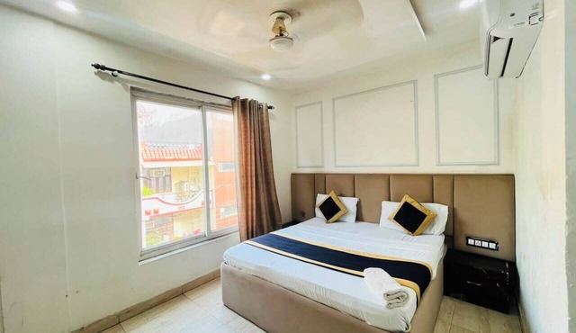 Roomshala Hotel Grand Inn Vaishali Sec 4