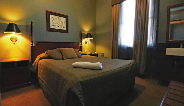 Royal Hotel Guyra in Guyra