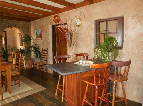 Sandalmere Cottage in Cadell