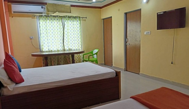 Sanskriti Paying Guest House