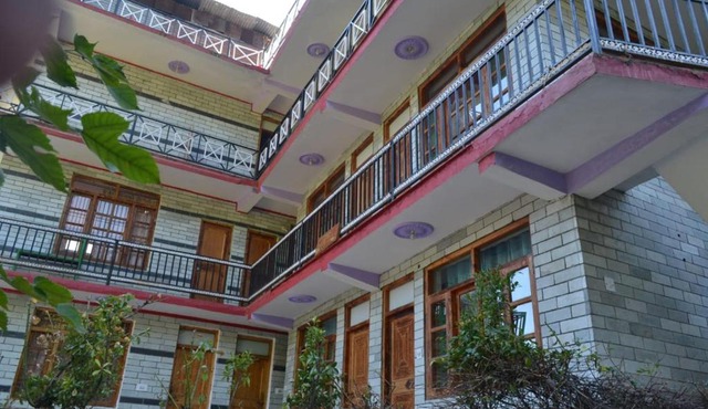 Saraswati Inn