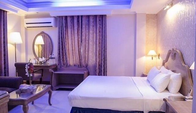 Sea Shell Hotel in Dhaka