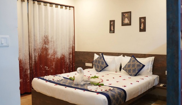 SeaFORT Beach Resort in Dapoli