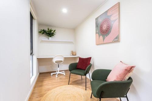 Serene and Spacious Retreat on the Hills in Berwick