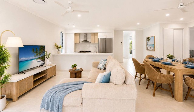 Serene Warner Stay | Stylish Home for Families in Warner