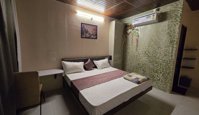 SHYAM RESORT