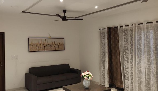 Spacious 2 BHK Flat, Bavdhan, Family friendly