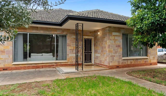 Spacious 3-Bed Home in Payneham South in Payneham South